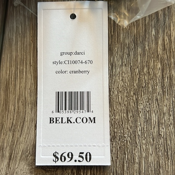 Crown & Ivy Cranberry Crossbody - Picture 9 of 9